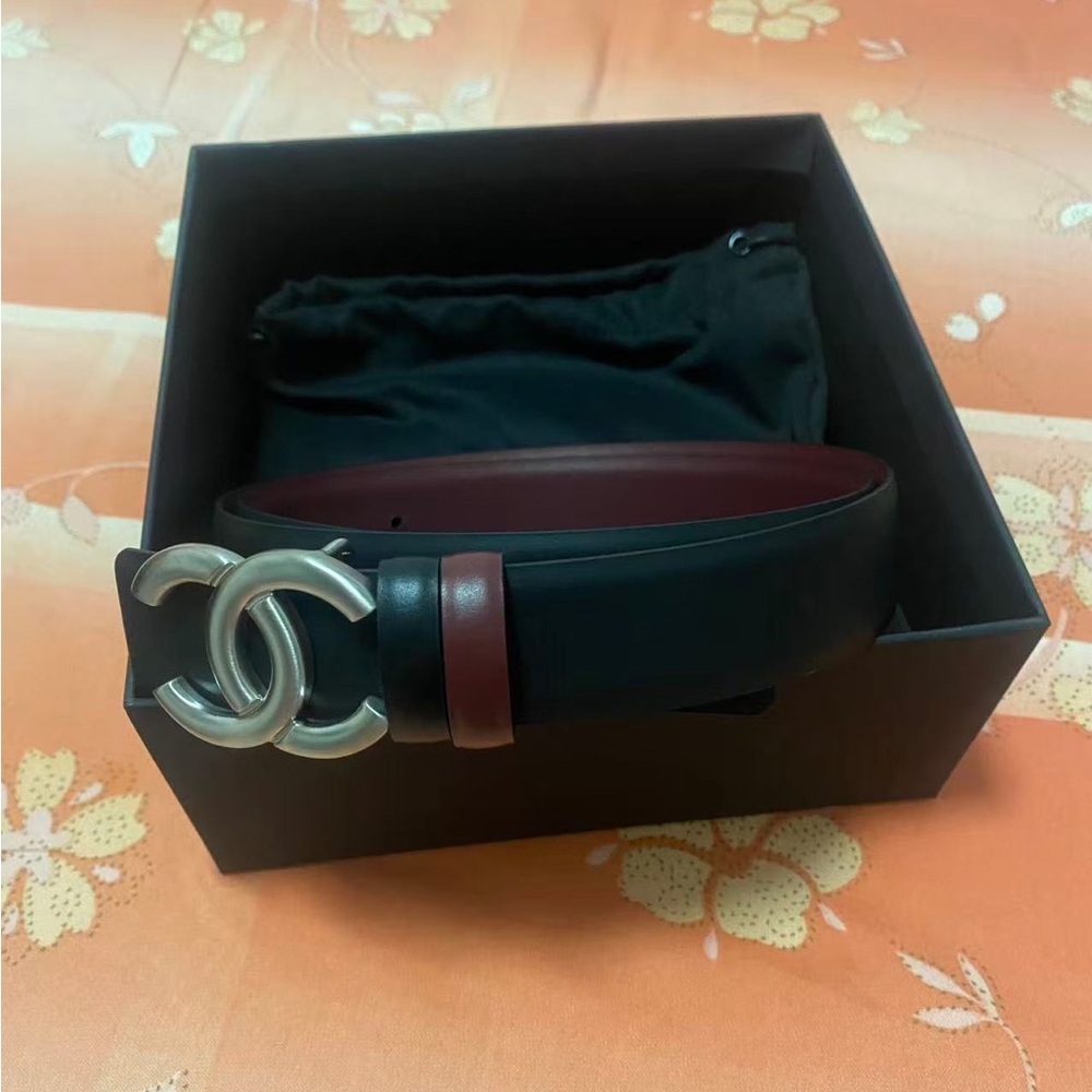 Chanel Leather Belt 85cm Reversible | Black/Red | CC Buckle